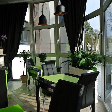 Hostel-Art Kielce Ngoại thất bức ảnh
