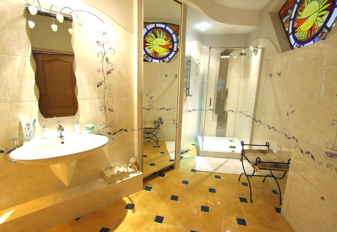 Hostel-Art Kielce Ngoại thất bức ảnh