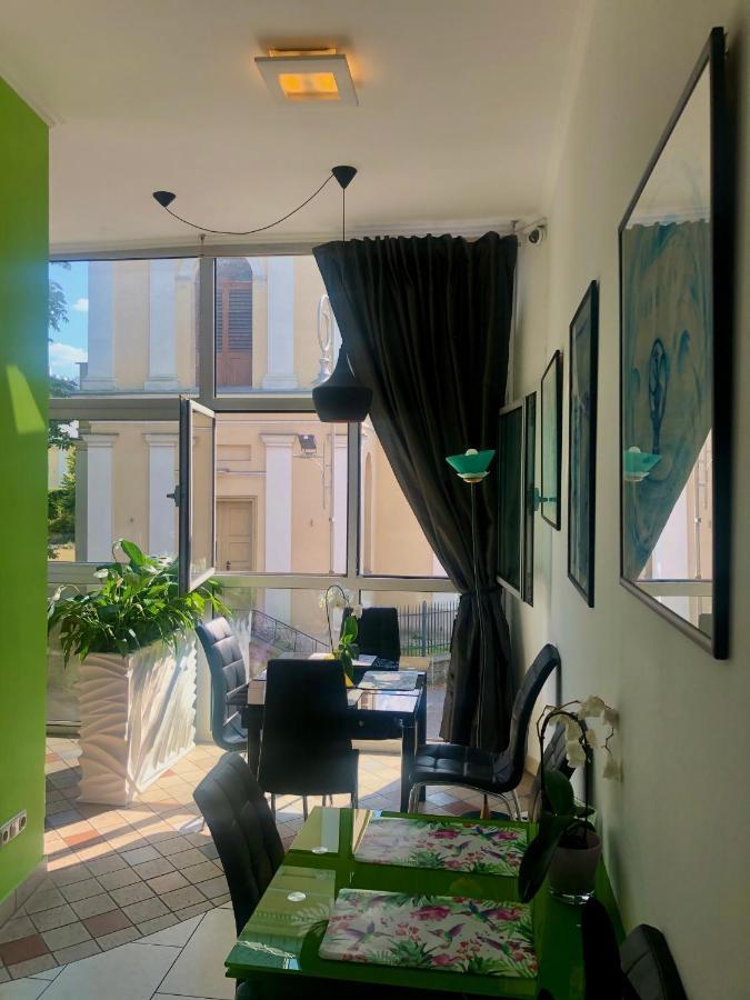 Hostel-Art Kielce Ngoại thất bức ảnh