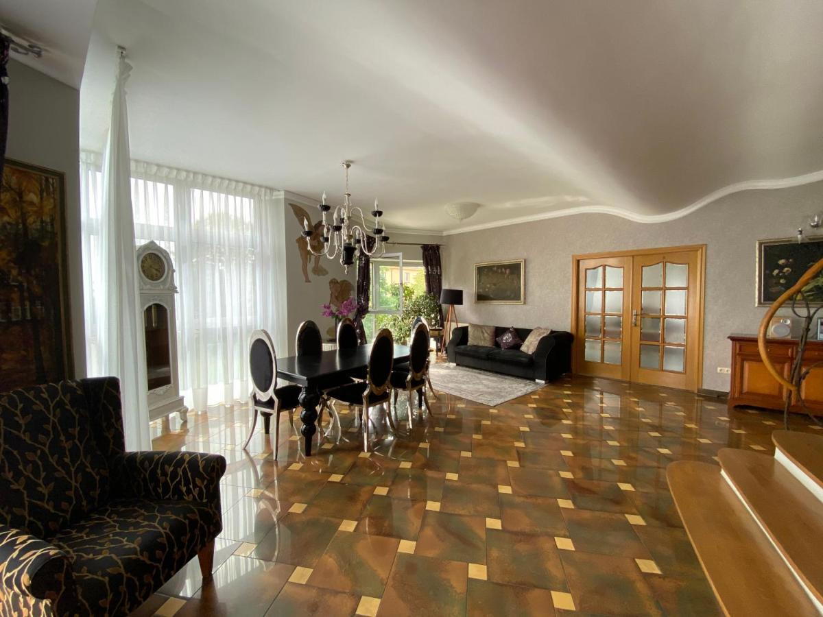 Hostel-Art Kielce Ngoại thất bức ảnh