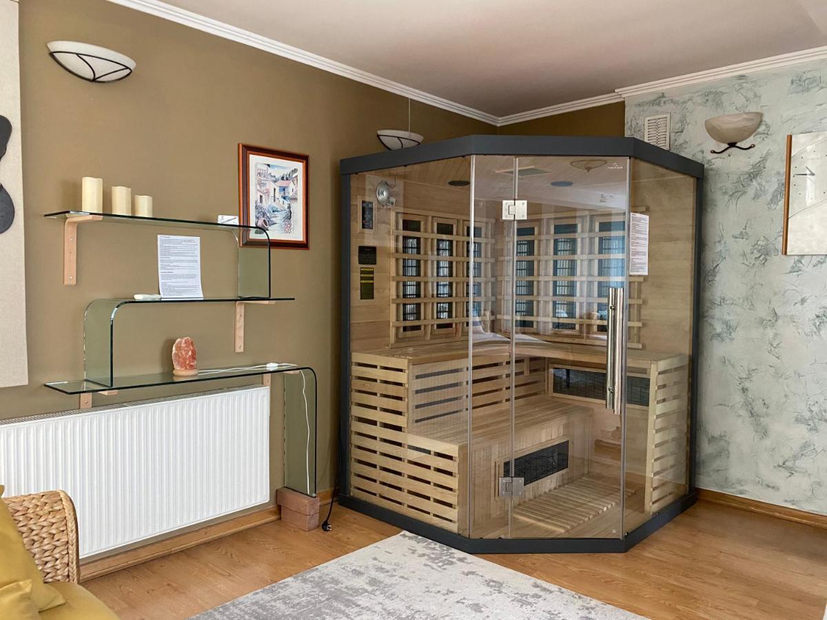 Hostel-Art Kielce Ngoại thất bức ảnh