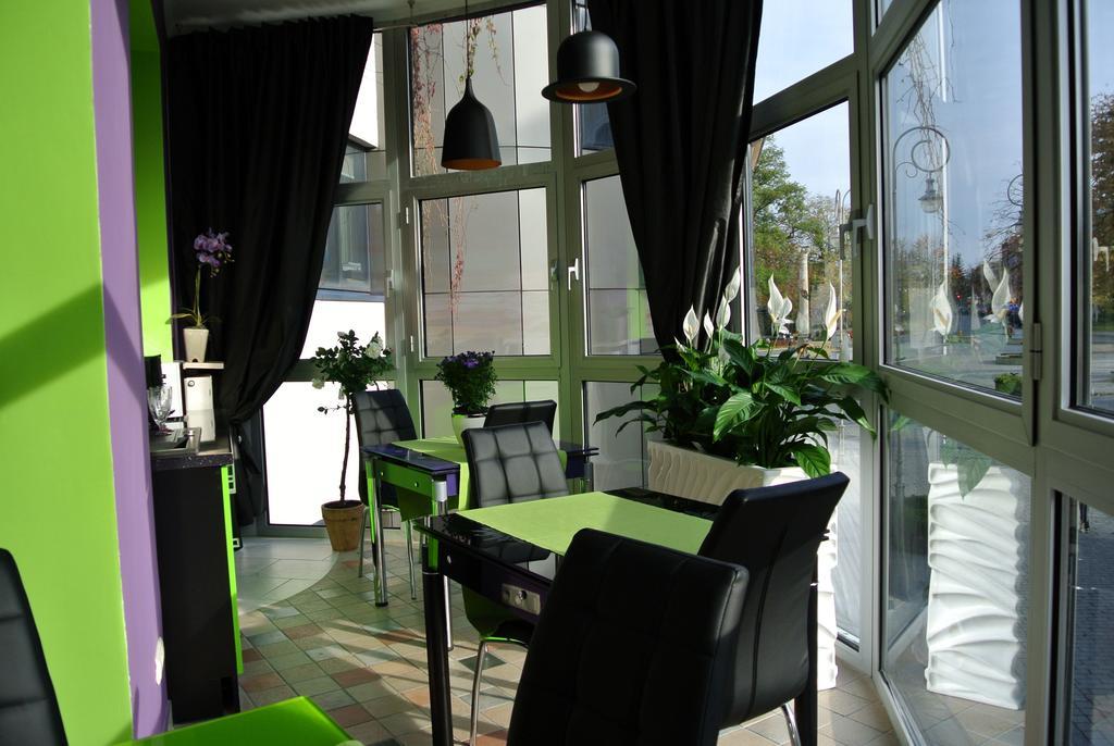 Hostel-Art Kielce Ngoại thất bức ảnh