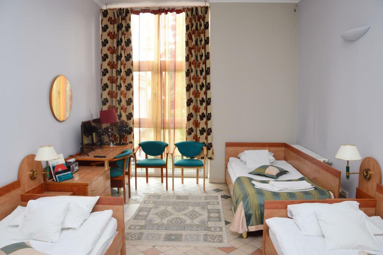 Hostel-Art Kielce Ngoại thất bức ảnh