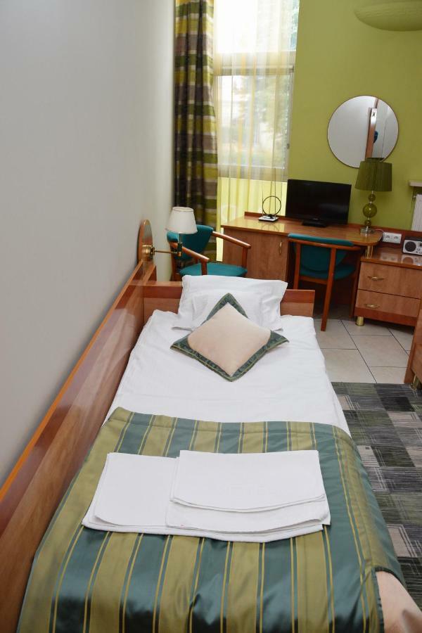 Hostel-Art Kielce Ngoại thất bức ảnh